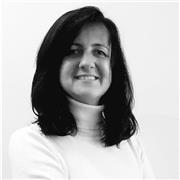 Offro le lezioni d'inglese per i bambini delle scuole elementari, medie e superiori e anche per gli adulti.